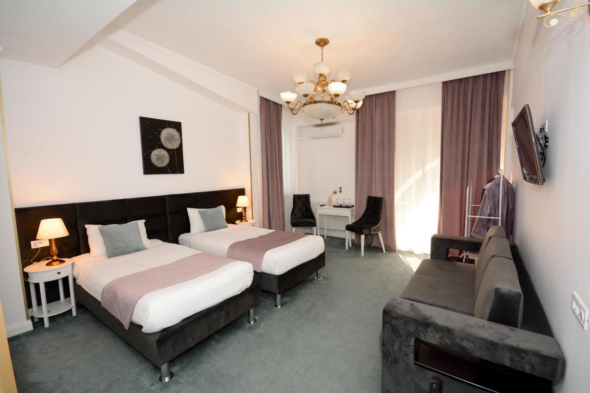 Hotel Andre'S Craiova Exteriér fotografie