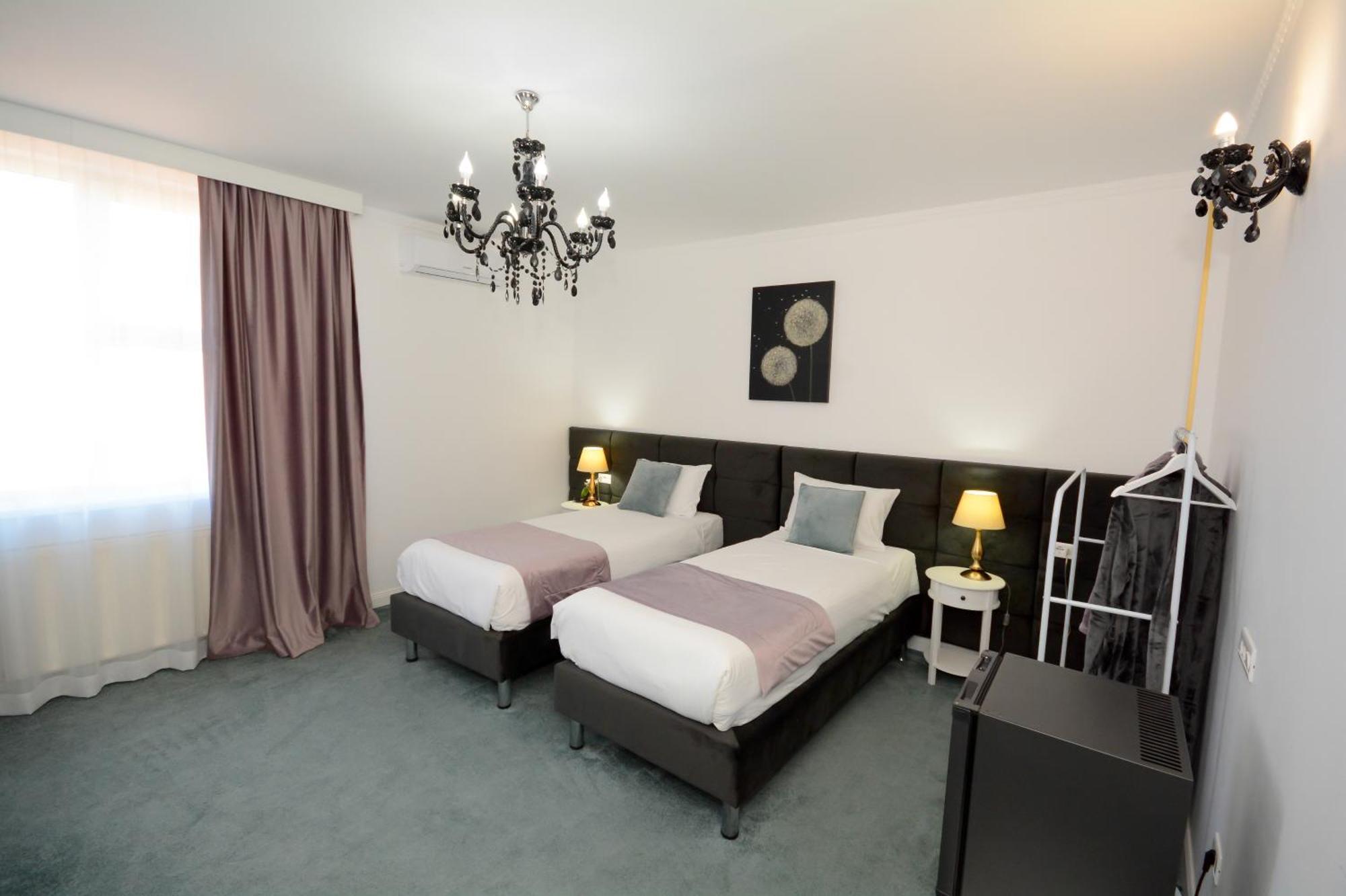 Hotel Andre'S Craiova Exteriér fotografie